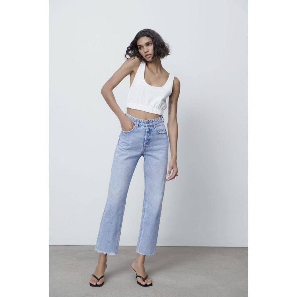 Zara Straight Leg Button Zipper Jeans